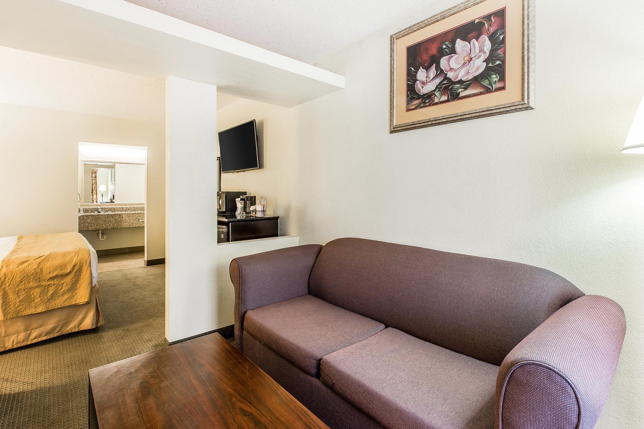 Quality Inn & Suites Conference Center Statesboro Historic District Ngoại thất bức ảnh